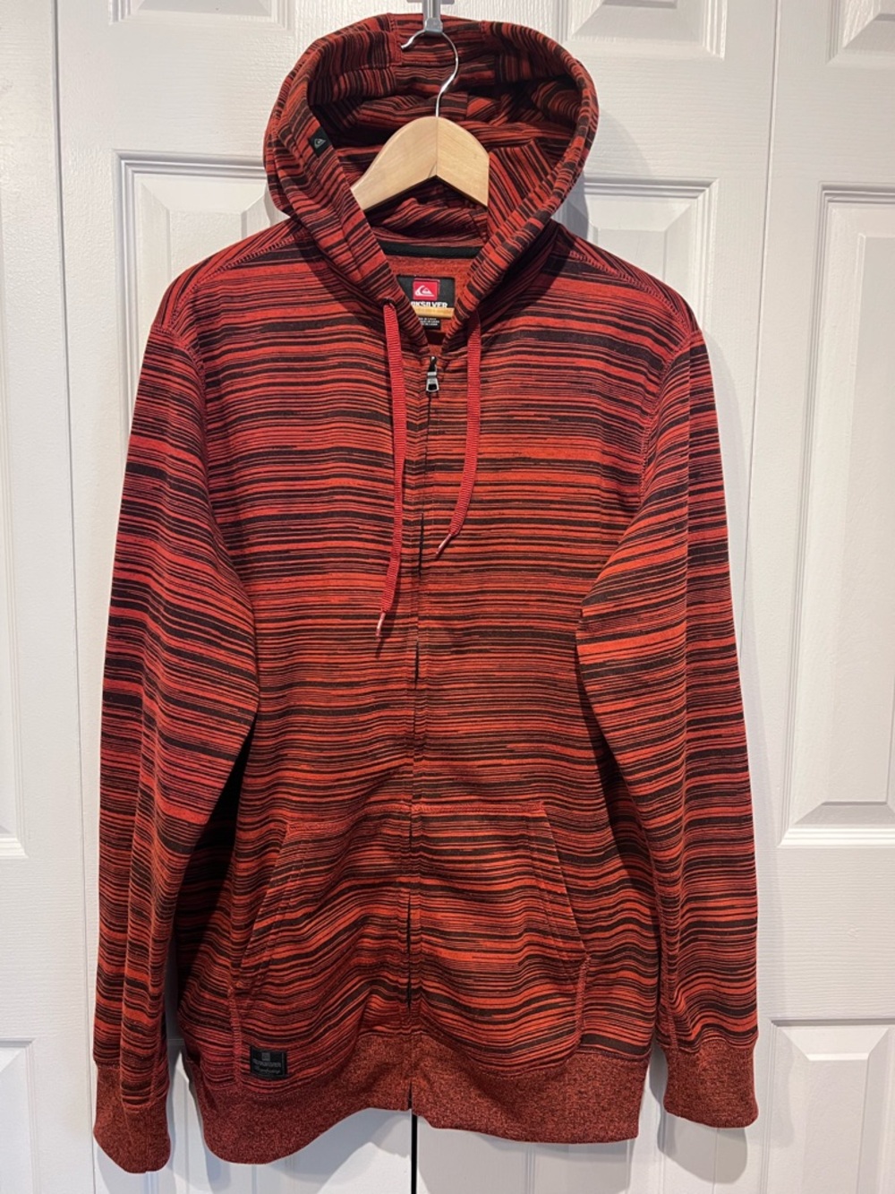 Quicksilver Men’s Orange & Black Striped Zip Up Hoodie Sweatshirt Size L